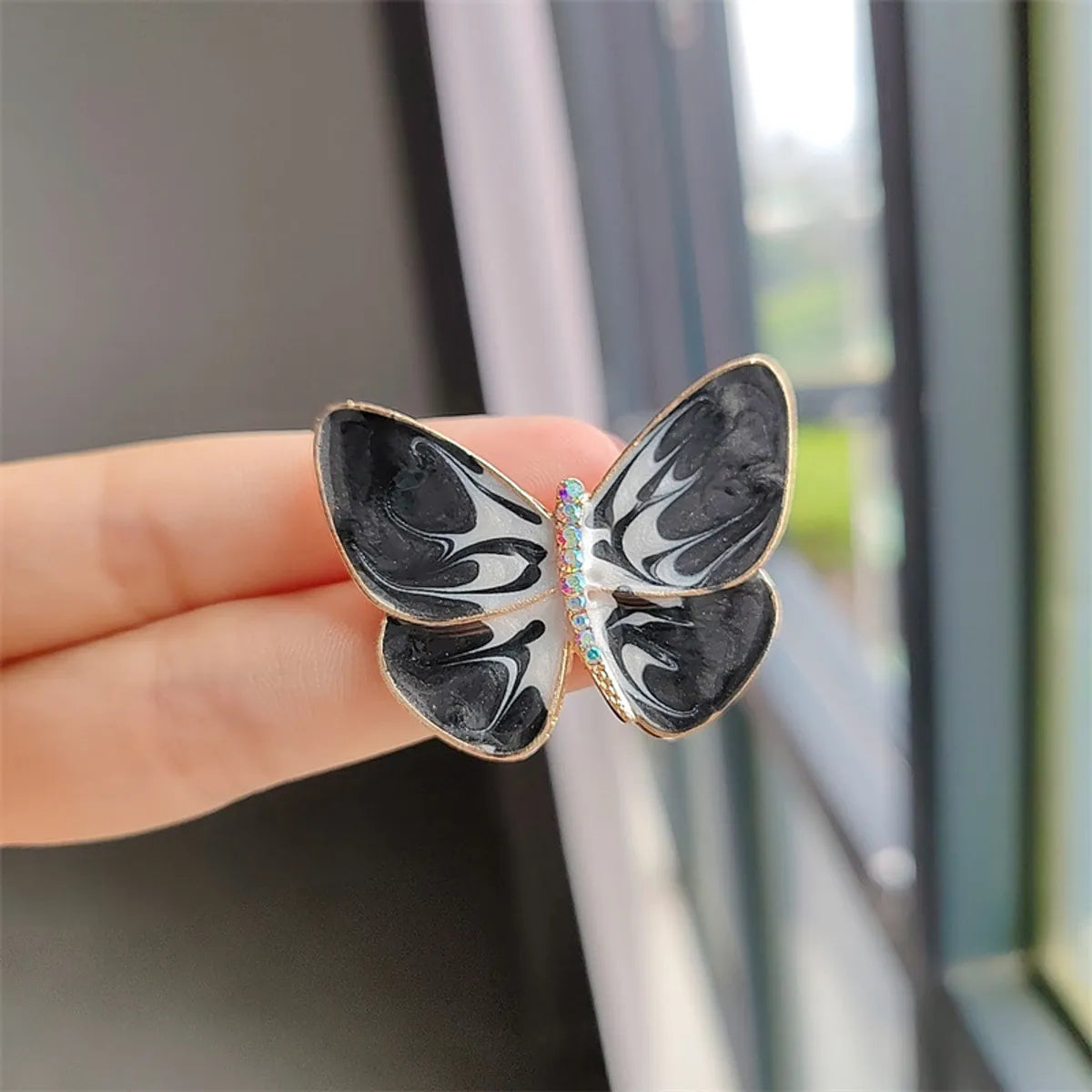 Sweet Butterfly Alloy Artificial Pearls Women'S Brooches