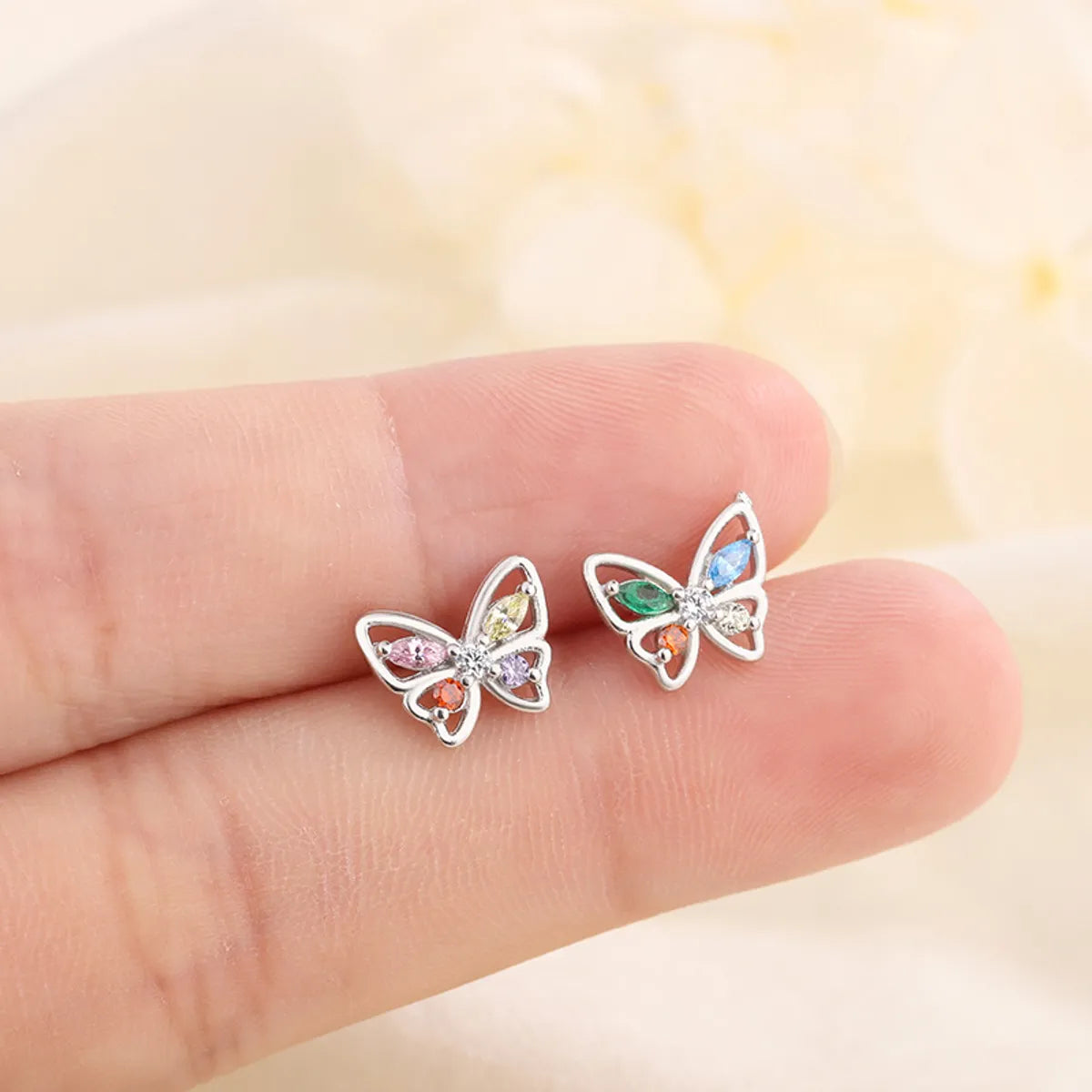 Sweet Butterfly Copper Plating Zircon Ear Studs 1 Pair