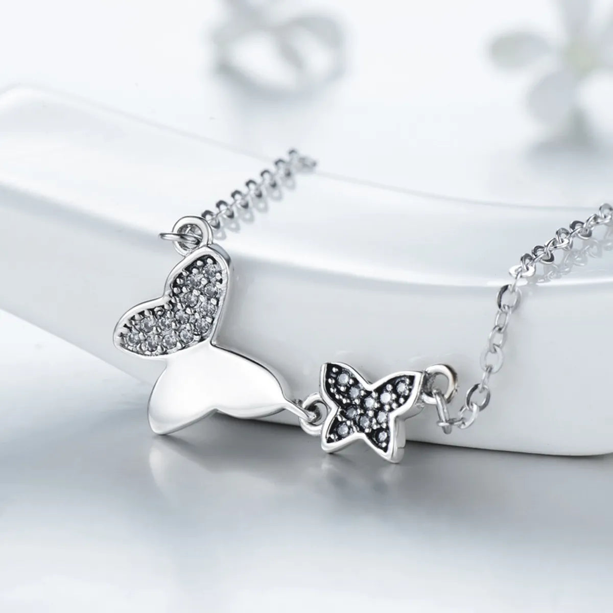 Sweet Butterfly Sterling Silver Plating Inlay Zircon Thai Silver Pendant Necklace