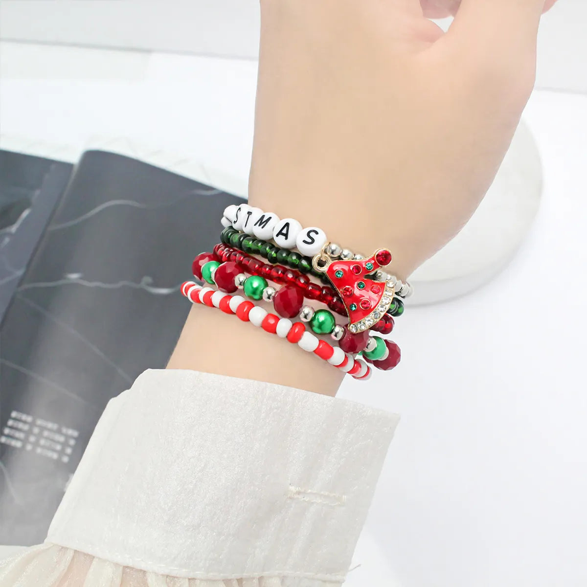 Sweet Commute Snowflake Metal Beaded Women'S Bracelets