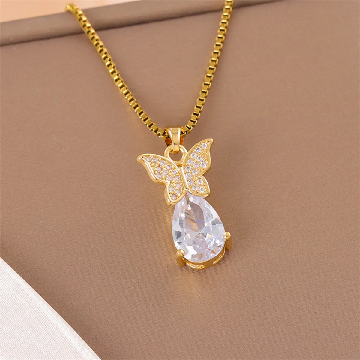 Sweet Cross Little Bear Flower Stainless Steel Enamel Plating Inlay Artificial Diamond 18k Gold Plated Pendant Necklace