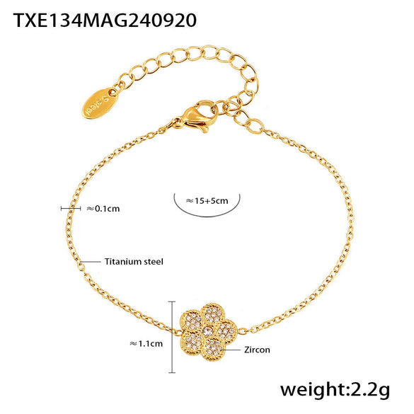 Sweet Fiveleaf Flower Inlaid Zircon Titanium Steel Doublelayer Clavicle Necklace And Bracelet Suit With Pvd Vacuum Plating Color Retention