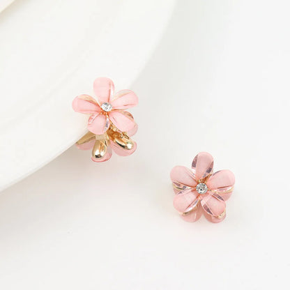 Sweet Flower Alloy Hair Claws 1 Piece