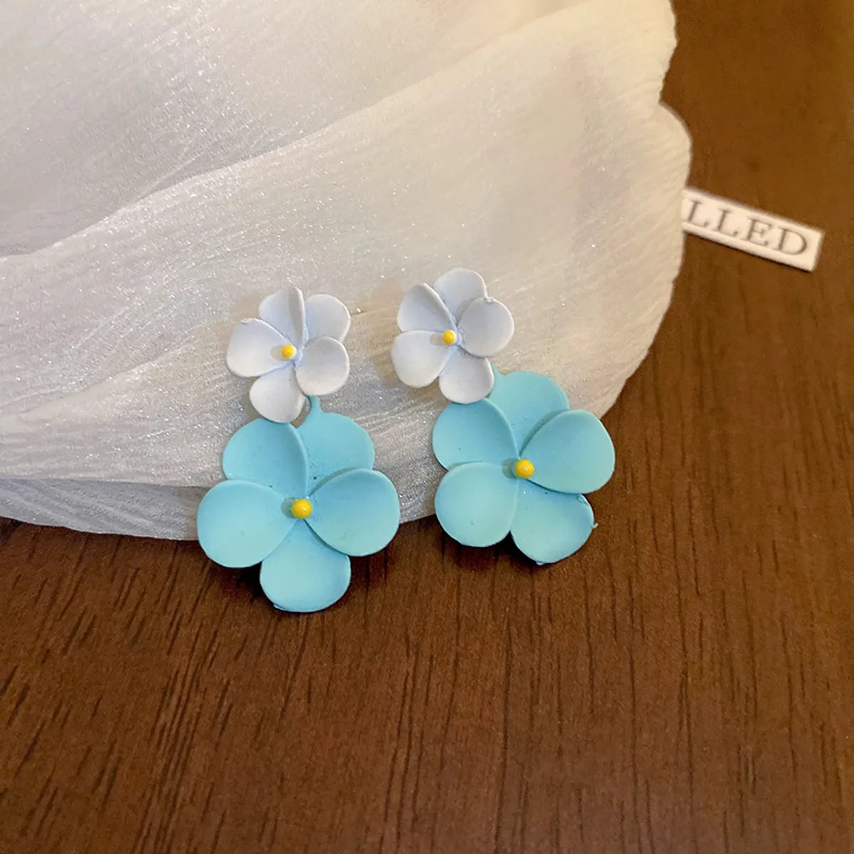 Sweet Flower Alloy Women's Drop Earrings