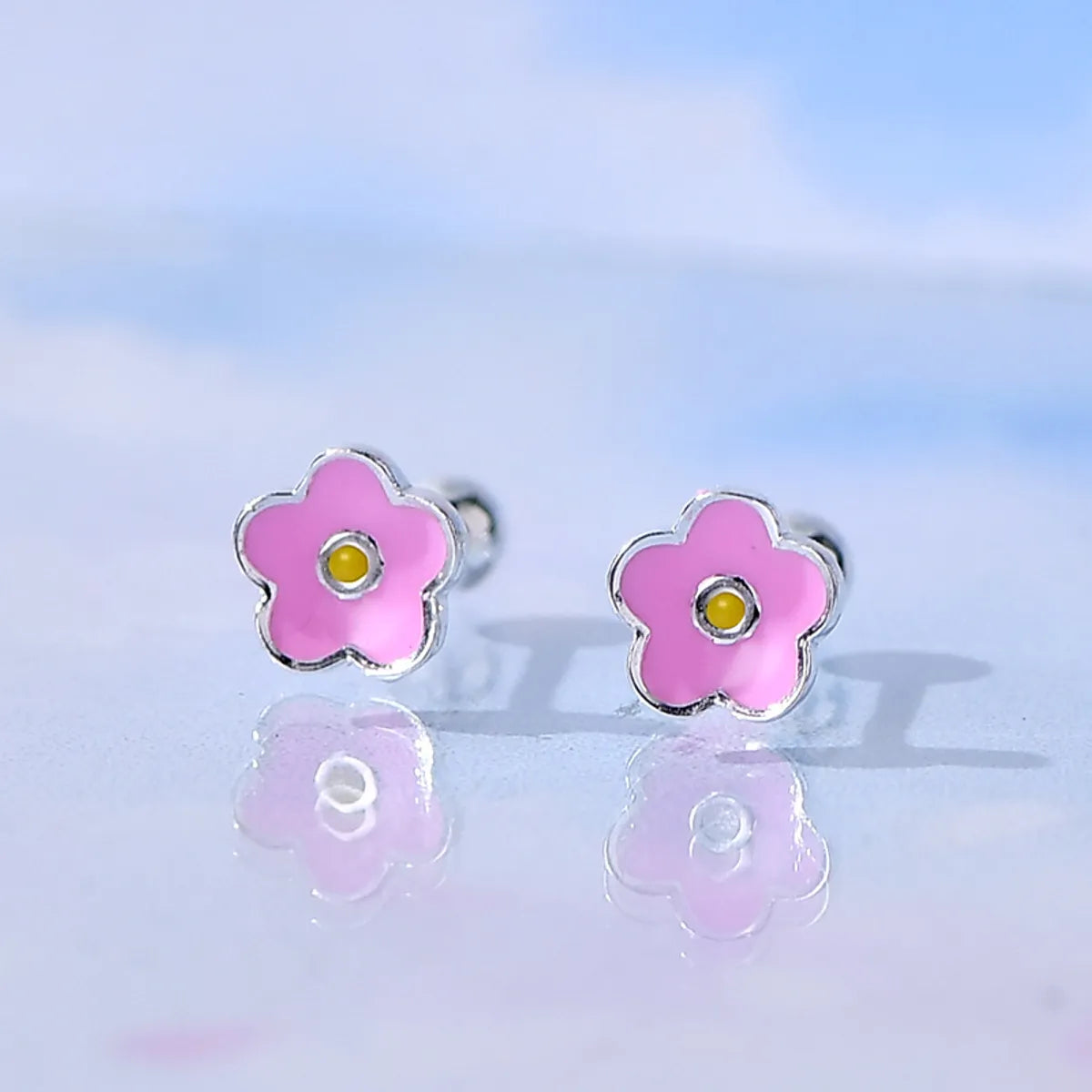 Sweet Flower Silver Enamel Plating Ear Studs 1 Pair