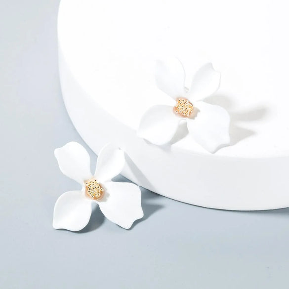 Sweet Flowers Stud Earrings Nhln143534