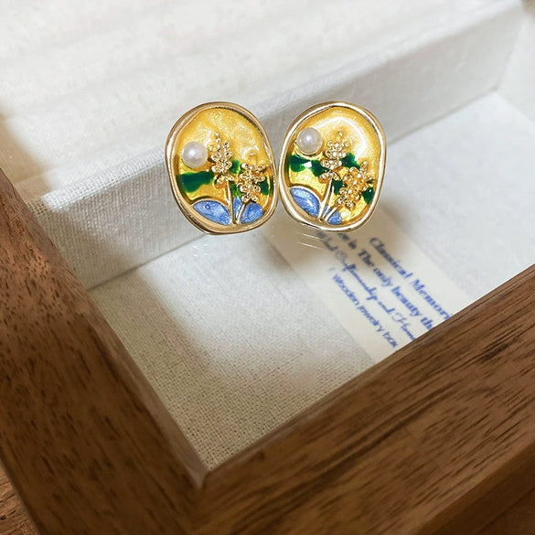 Sweet Fresh Floral Alloy Stud Earrings With Dripping Oil Processing For Women