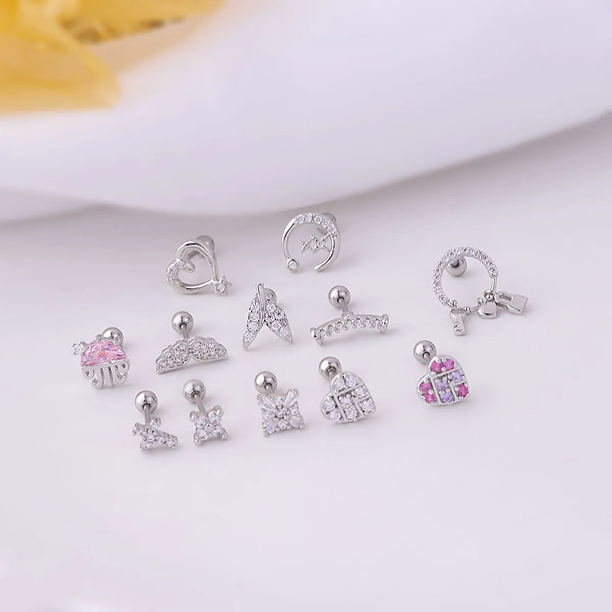 1 Pair Sweet Geometric Stainless Steel Zircon Ear Studs