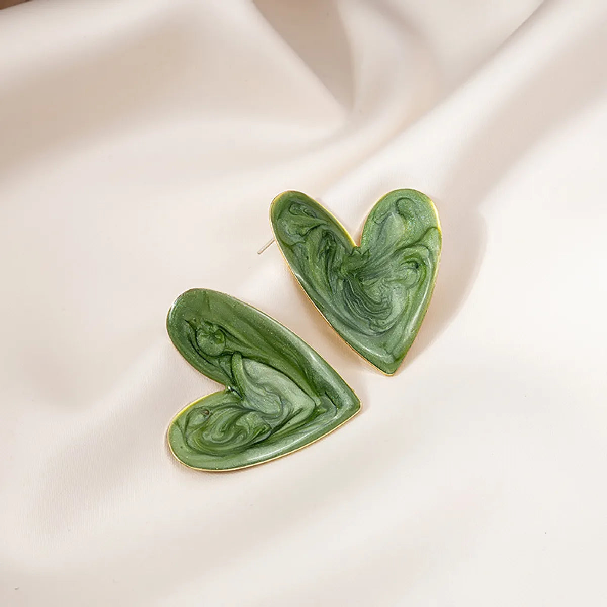 Sweet Heart Shape Alloy Enamel Women's Earrings 1 Pair