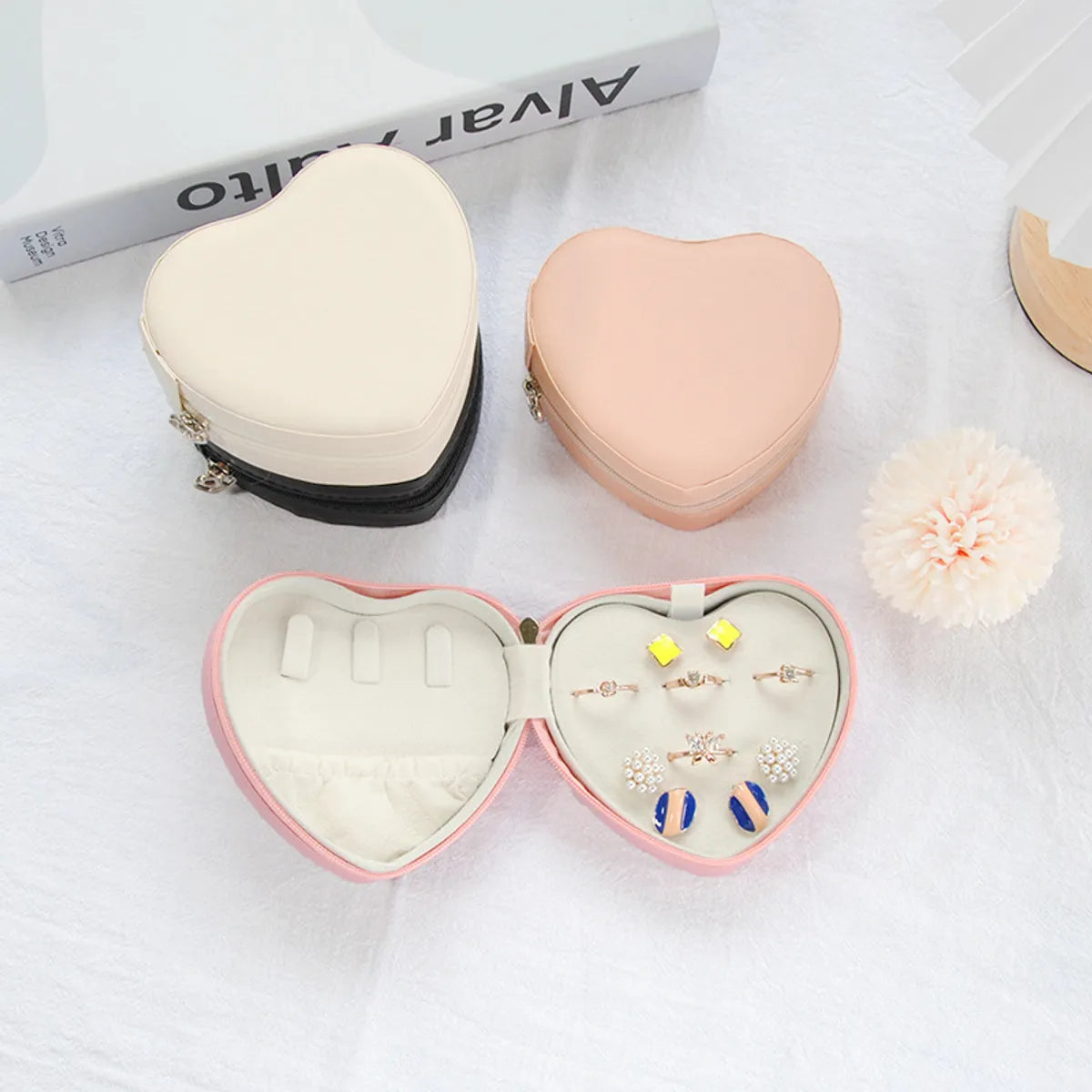 Sweet Heart Shape Solid Color Pu Leather Jewelry Boxes