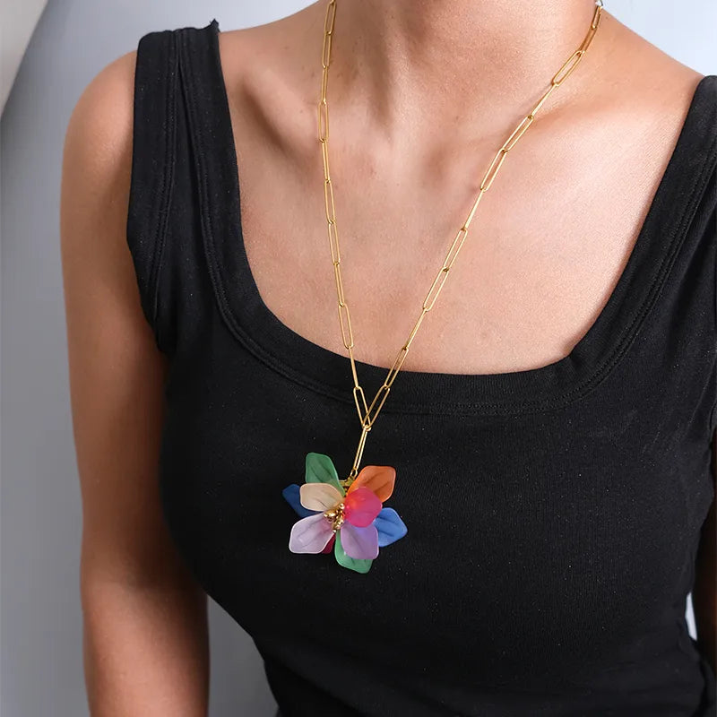 Sweet Pastoral Flower 14K Gold Plated 304 Stainless Steel Arylic Wholesale Pendant Necklace