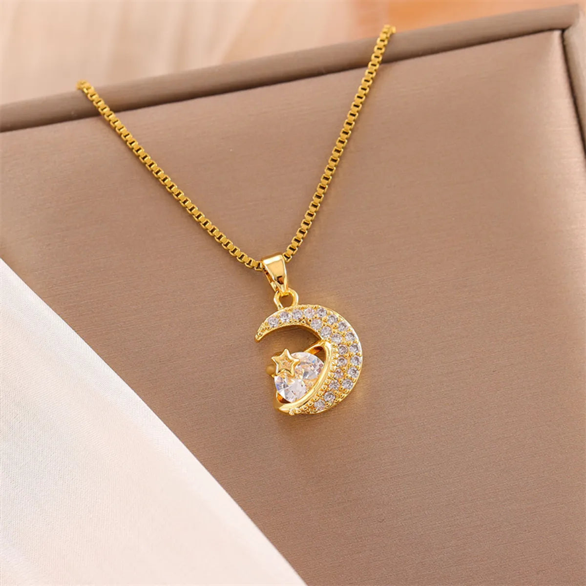 Stainless Steel 18K Gold Plated Sweet Plating Inlay Round Oval Heart Shape Artificial Diamond Pendant Necklace