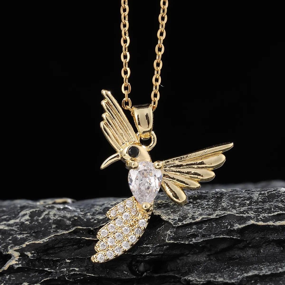 Sweet Simple Style Bird Copper Gold Plated Zircon Pendant Necklace In Bulk