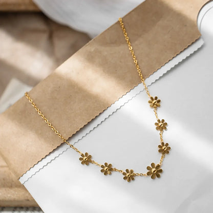 Sweet Simple Style Daisy Stainless Steel Plating Inlay Shell 18k Gold Plated Pendant Necklace