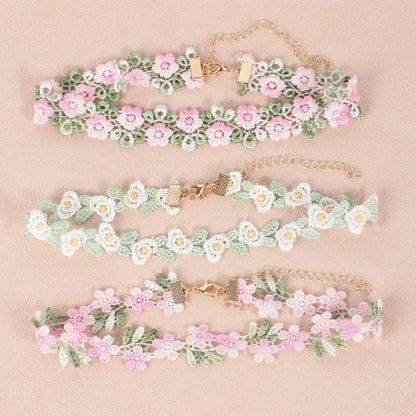 Sweet Simple Style Flower Alloy Women's Choker