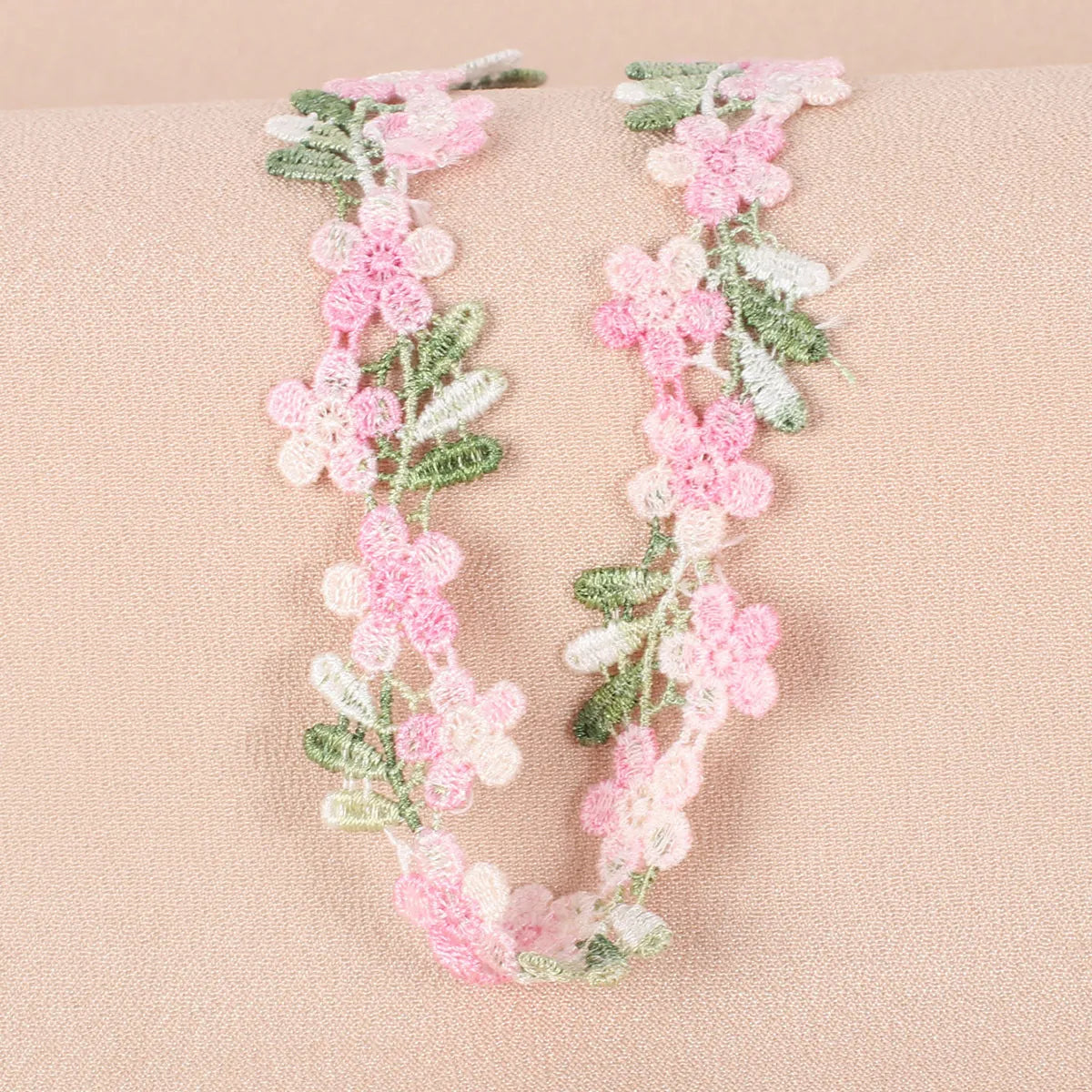 Sweet Simple Style Flower Alloy Women's Choker