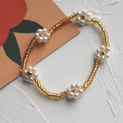 Sweet Simple Style Flower Beaded Imitation Pearl Women'S Bracelets