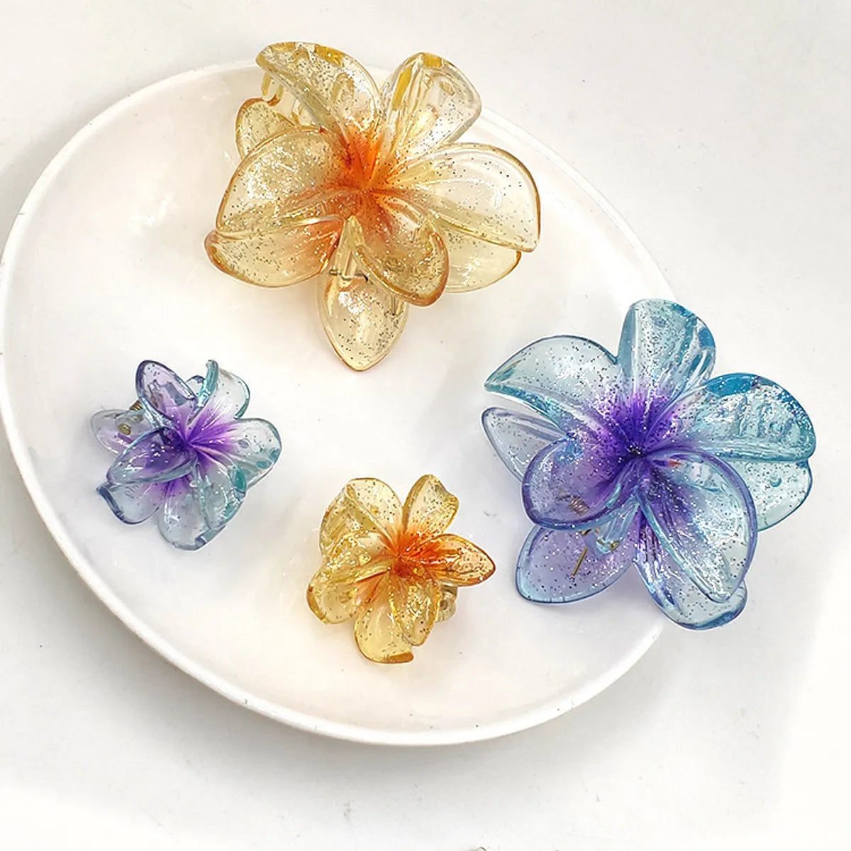 Sweet Simple Style Flower Plastic Hair Claws