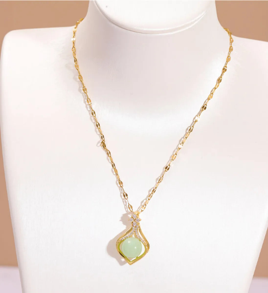 Sweet Simple Style Geometric Copper Inlay Artificial Gemstones Zircon Pendant Necklace