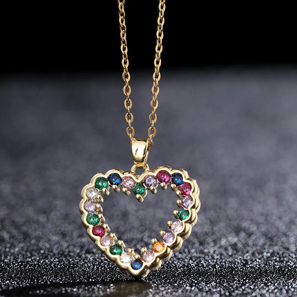 Sweet Simple Style Heart Shape Copper Plating Hollow Out Inlay Zircon Gold Plated Pendant Necklace