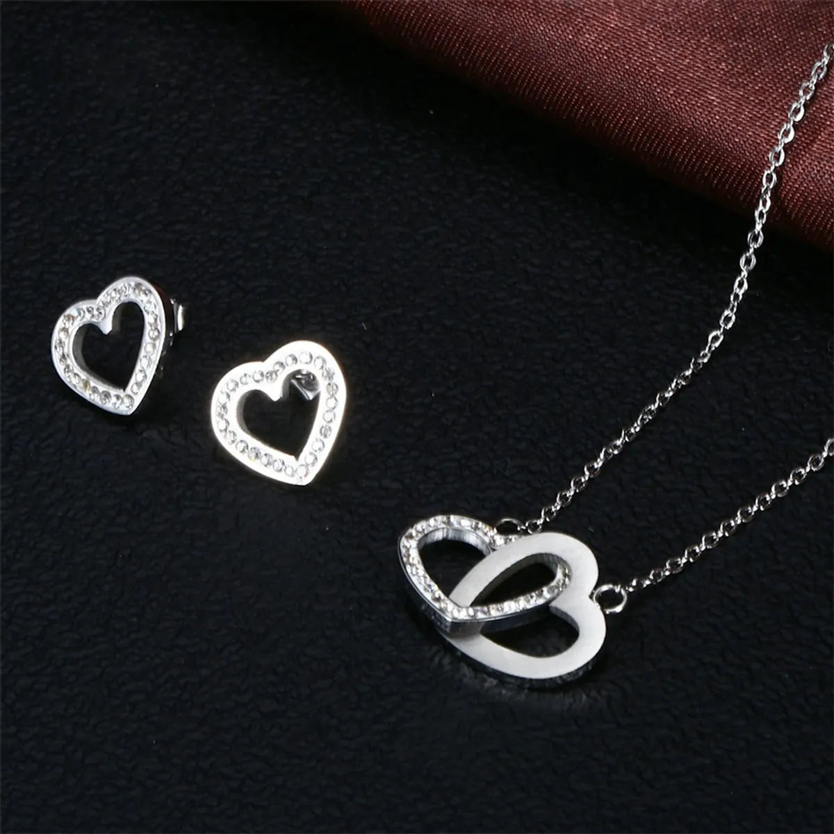 Sweet Simple Style Heart Shape Stainless Steel Necklace