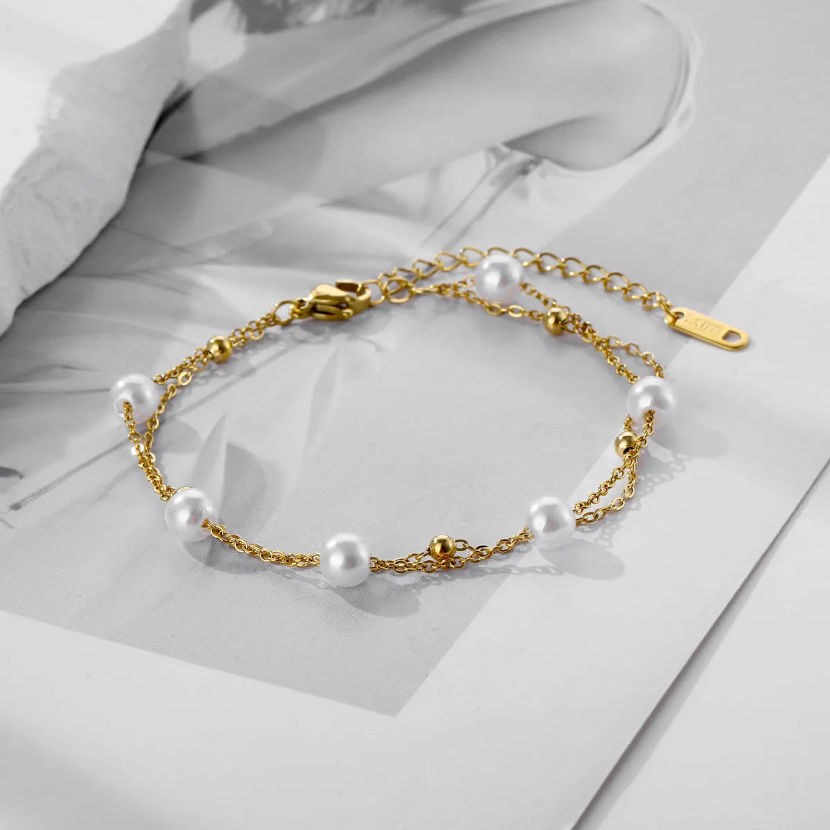 Sweet Simple Style Leaves Butterfly 304 Stainless Steel 18K Gold Plated Bracelets In Bulk