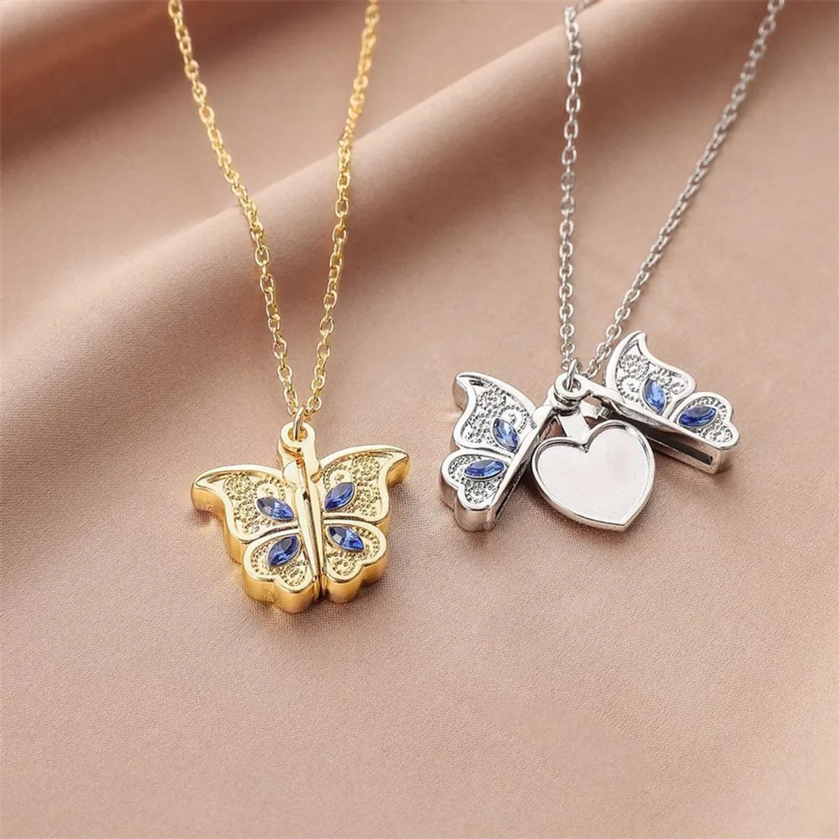 Sweet Simple Style Letter Heart Shape Butterfly Alloy Inlay Rhinestones Women'S Pendant Necklace