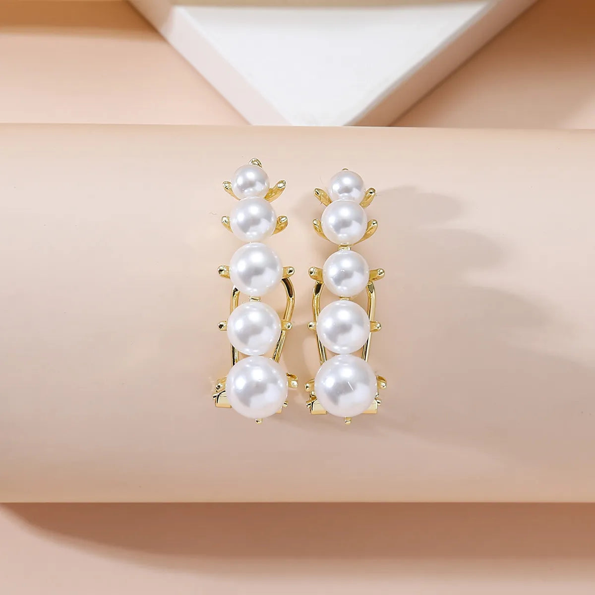 Sweet Solid Color Alloy Women's Ear Studs