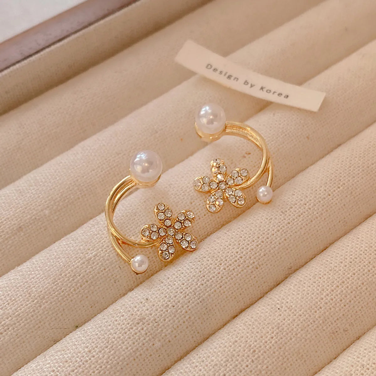 Sweet Streetwear Fruit Heart Shape Flower Alloy Enamel Plating Inlay Artificial Pearls Rhinestones Women'S Drop Earrings