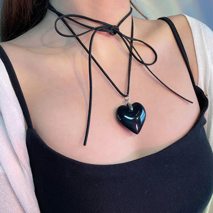 Sweet Streetwear Heart Shape Artificial Crystal Alloy Women's Pendant Necklace