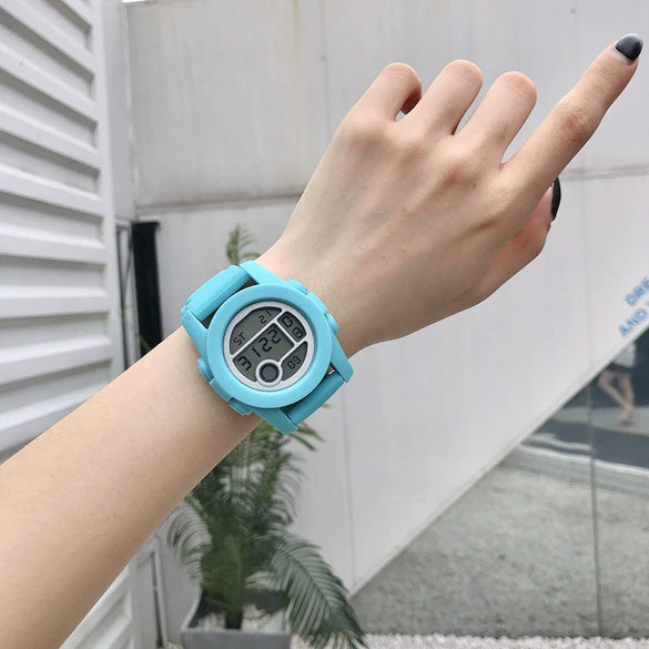 Teenagers Plastic And Silicone Round Dial Electronic Sports Watch Leisure Style Allmatch Couple's Watch