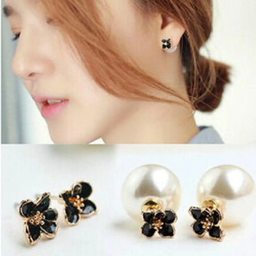 Temperament Small Zouju Flower Pearl Alloy Earrings