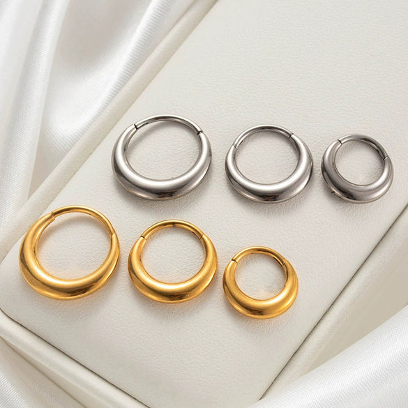 Titanium Alloy Ear Buckle Earrings Fashion Heart Shape Electroplating Unisex