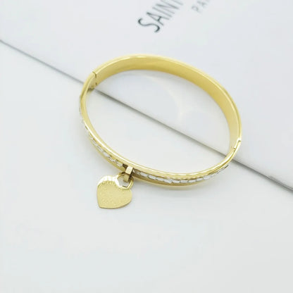 Titanium Steel 18K Gold Plated Elegant Glam Classical Heart Shape Inlay Rhinestones Bangle