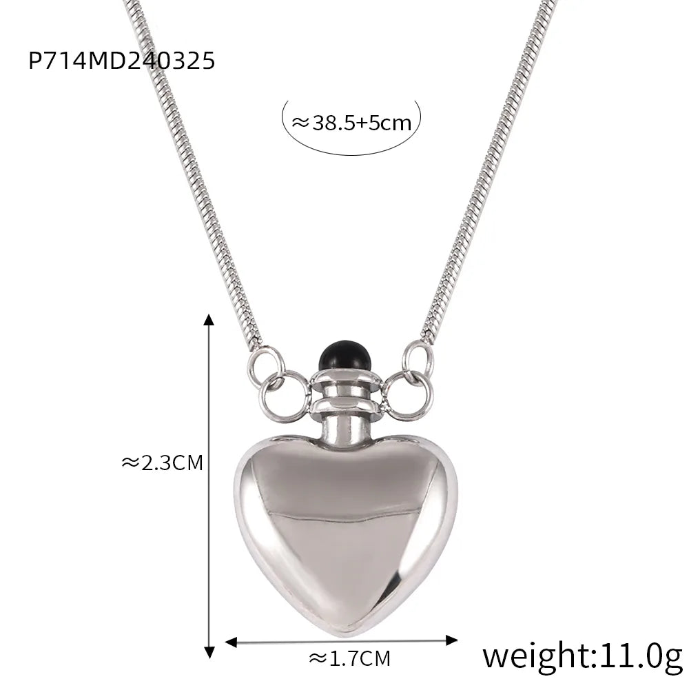 Wholesale Jewelry Elegant Simple Style Heart Shape Titanium Steel 18K Gold Plated Plating Pendant Necklace