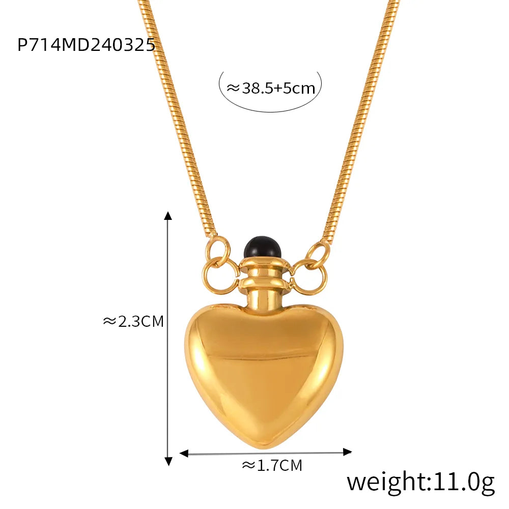 Wholesale Jewelry Elegant Simple Style Heart Shape Titanium Steel 18K Gold Plated Plating Pendant Necklace