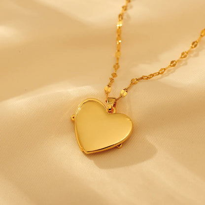 Titanium Steel 18K Gold Plated MAMA Sweet Simple Style Letter Heart Shape Inlay Artificial Diamond Pendant Necklace