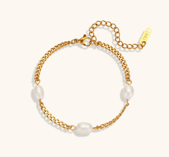 Simple Style Classic Style Solid Color 304 Stainless Steel Titanium Steel 18K Gold Plated Freshwater Pearl Bracelets In Bulk