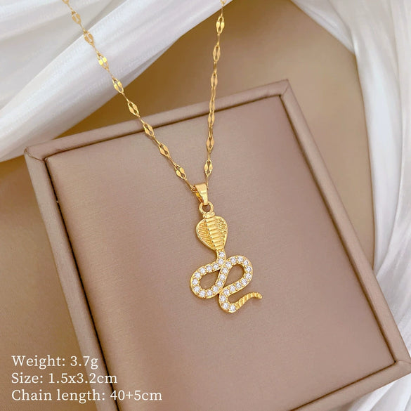 Titanium Steel And Copper Unisex Geometric Heavy Industry Necklace With Microinlaid Real Gold Plating And Diamond Design