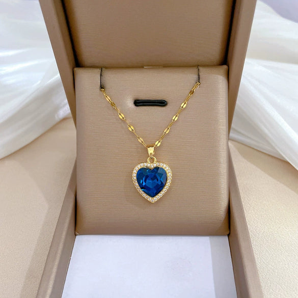 Titanium Steel And Copper Women's Love Heart Necklace With Diamond Microinlay And Geometric Design Cartoon Style