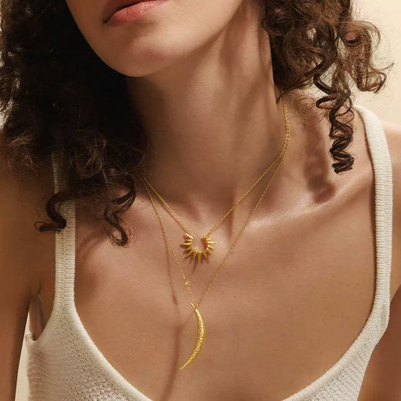 Titanium Steel And Stainless Steel Electroplated Geometric Snake Necklace For Women