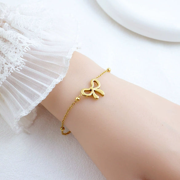 Titanium Steel Bow Bracelet For Women Light Luxury Electroplated Design