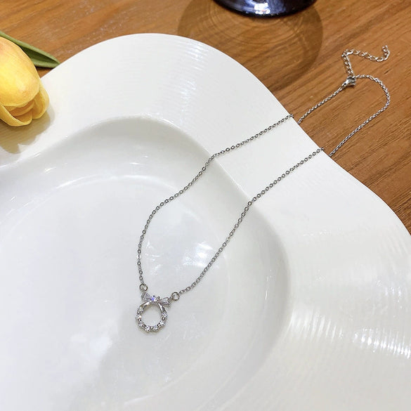Titanium Steel Bow Necklace For Women Light Luxury Casual High End Clavicle Chain With Electroplating