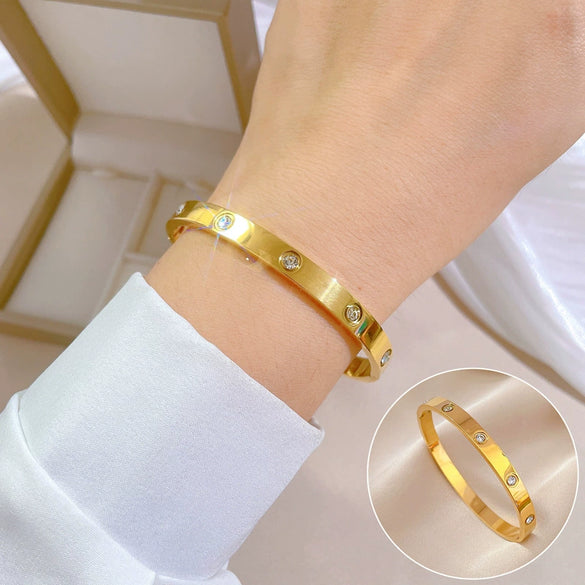 Titanium Steel Bracelet Retro Fashion Electroplated Jewelry