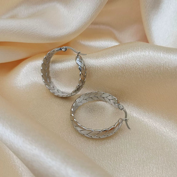 Titanium Steel Braided Circle Geometric Earrings For Women With Polishing Treatment