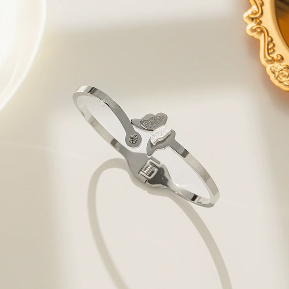 Titanium Steel Butterfly Bracelet 18K Rose Gold Plated Antiallergy Nonfading