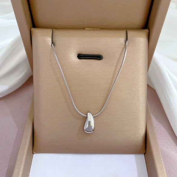Titanium Steel Cartoon Plant Flowers Geometric Style Electroplated Cold Necklace For Women