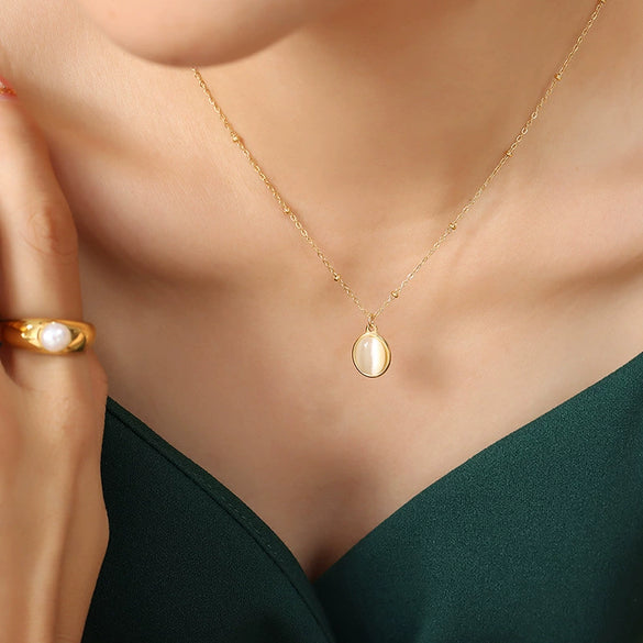 316L Stainless Steel Cat's Eye Pendant Clavicle Chain Necklace With Geometric Pattern And Electroplating Treatment For Women