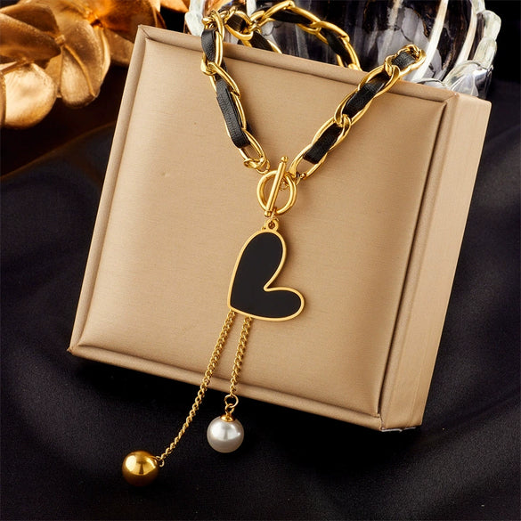 Titanium Steel Clavicle Chain With Irregular Love Butterfly Pendant Electroplated Design For Women