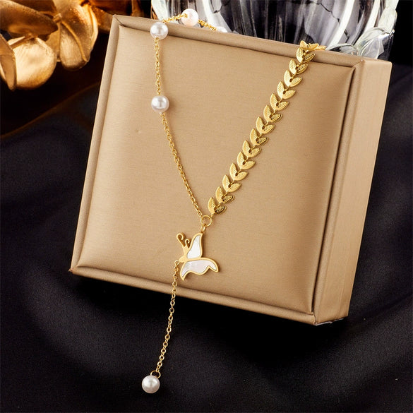 Titanium Steel Clavicle Chain With Irregular Love Butterfly Pendant Electroplated Design For Women